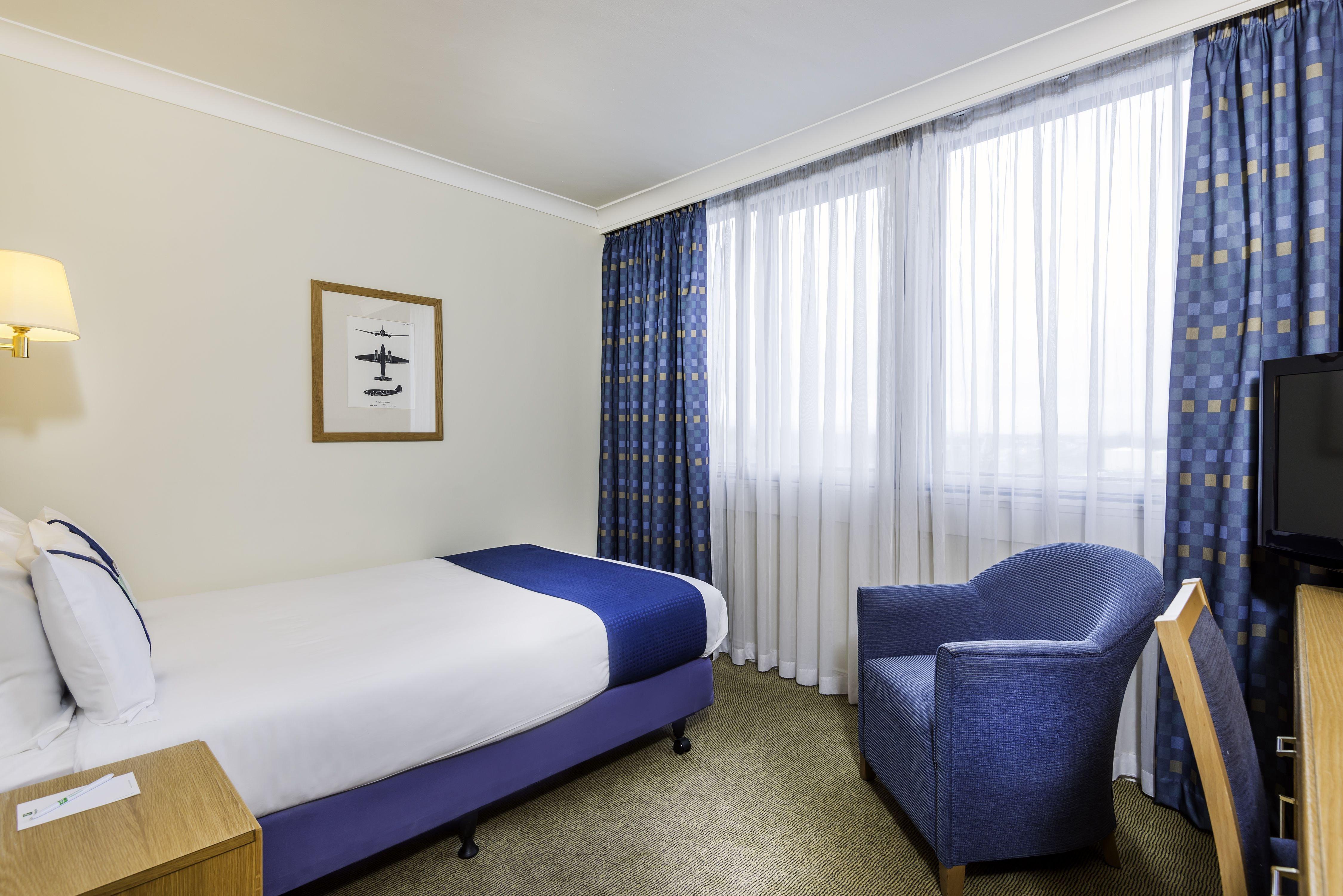 - Glasgow Airport By Ihg Hotel