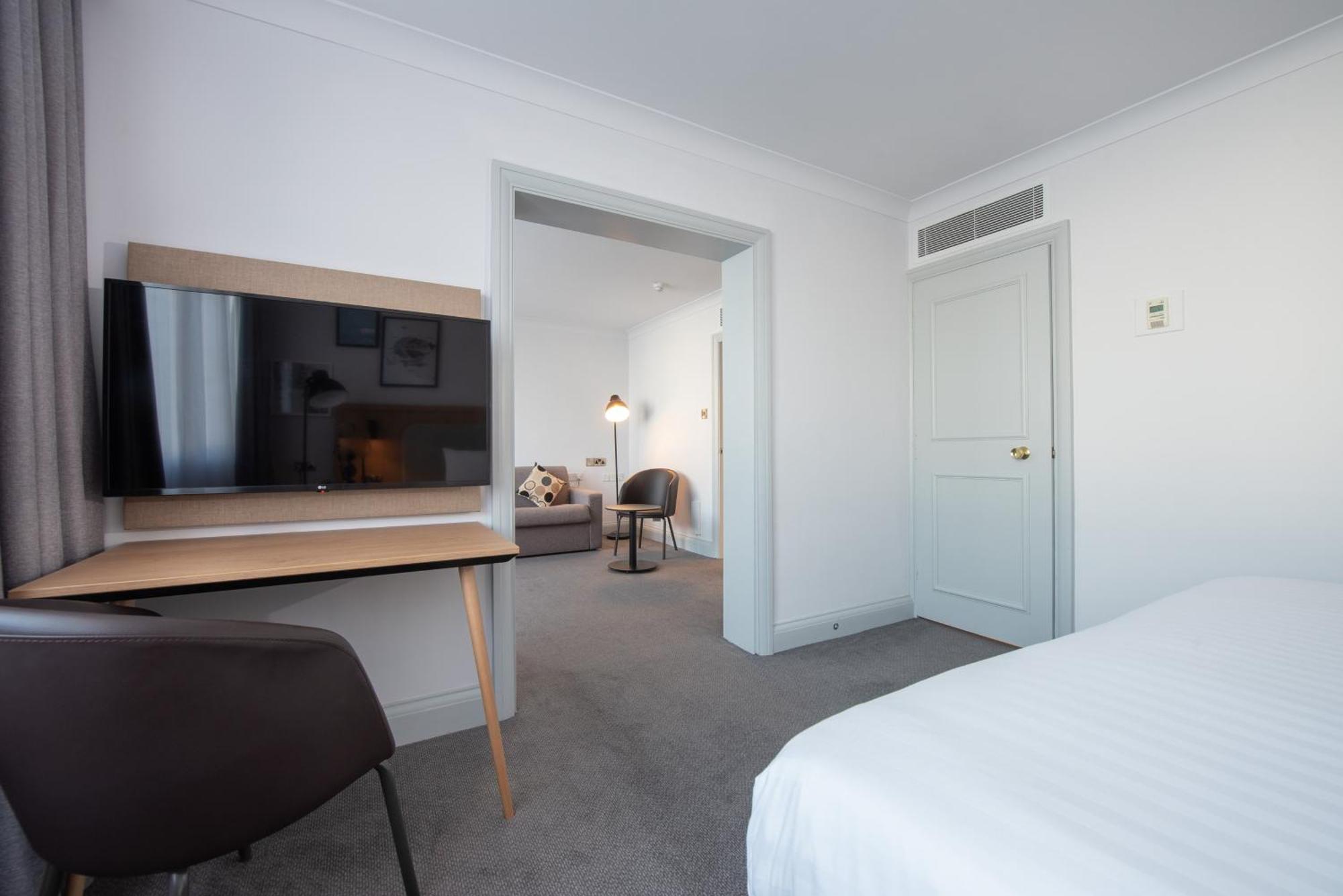 Hotel Holiday - Glasgow Airport, An Ihg 3*