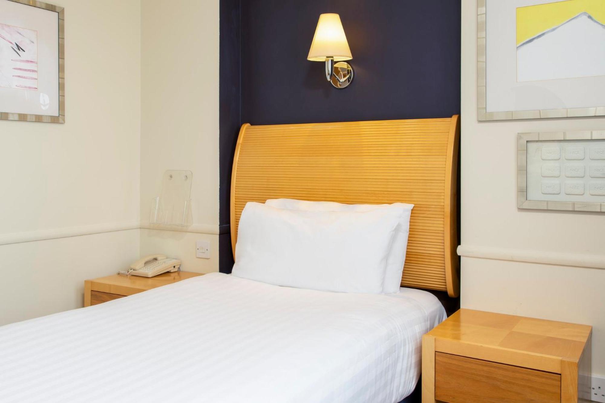 - Glasgow Airport By Ihg Paisley